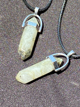 Load image into Gallery viewer, Labradorite Crystal Necklace (16 inch chain)